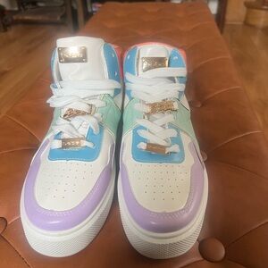 Bebe multi color sneakers sz9 women